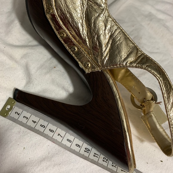 QUPID Gold and Brown Platform Stiletto Heel  Size 7 - Picture 8 of 11